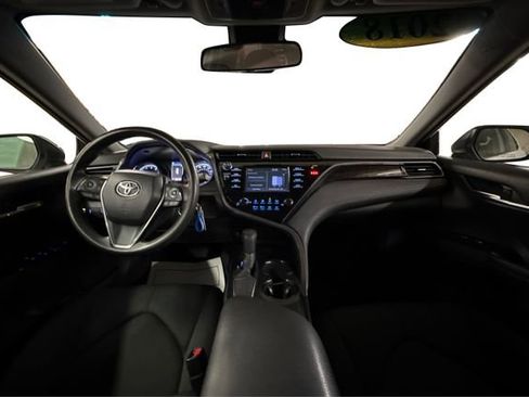 Used 2019 Toyota Camry LE image 22