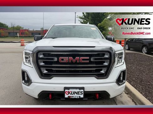 Used 2021 GMC Sierra 1500 AT4 w/ AT4 Carbonpro Edition AWD/4WD image 3