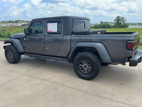 Used 2020 Jeep Gladiator Sport w/ Quick Order Package 24S AWD/4WD image 7