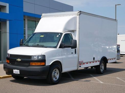 Used 2023 Chevrolet Express 3500 w/ Power Convenience Package RWD image 2