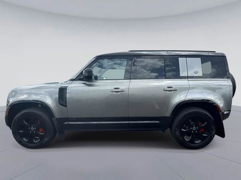 Used 2024 Land Rover Defender 110 X AWD/4WD image 7