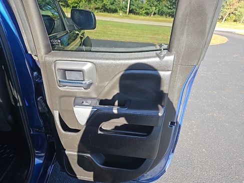 Used 2018 Chevrolet Silverado 1500 LT w/ All Star Edition image 28