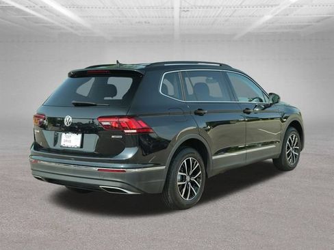 Used 2021 Volkswagen Tiguan SE AWD/4WD image 9