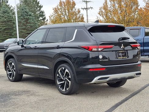 Used 2023 Mitsubishi Outlander SEL image 4