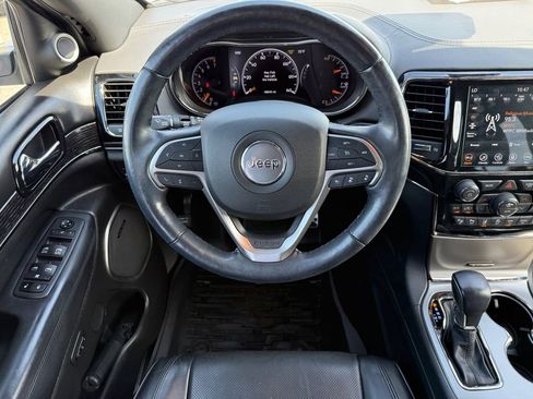 Used 2021 Jeep Grand Cherokee High Altitude AWD/4WD image 14