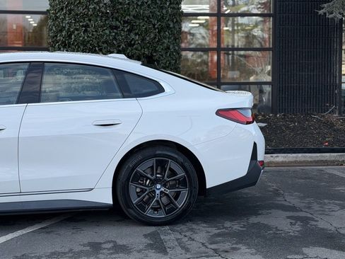 Used 2023 BMW i4 eDrive35 image 11