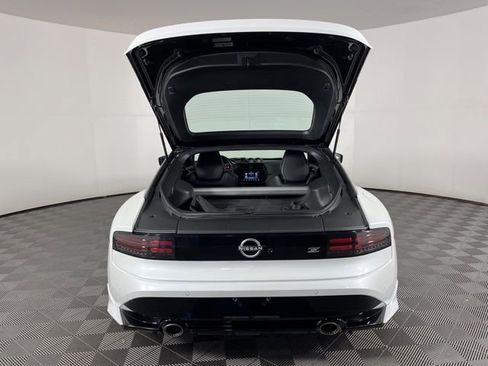 Used 2024 Nissan Z Performance w/ Floor Mat Package image 43