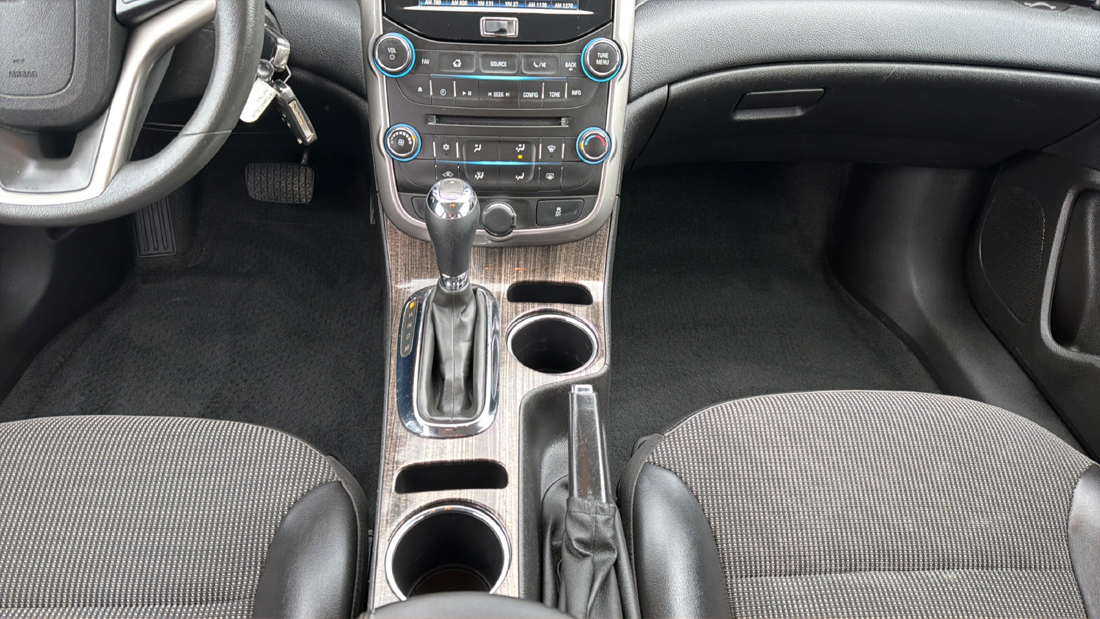 Used 2015 Chevrolet Malibu LT w/ Power Convenience Package FWD image 13