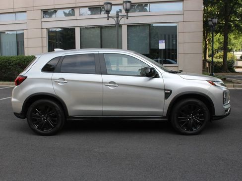 Used 2025 Mitsubishi Outlander Sport LE AWD/4WD image 6