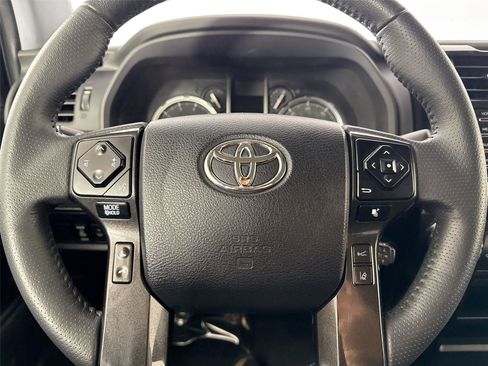 Used 2024 Toyota 4Runner TRD Off-Road image 15