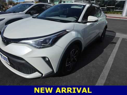 Used 2021 Toyota C-HR Limited image 1
