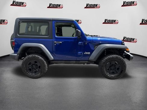 Used 2018 Jeep Wrangler Sport AWD/4WD image 4