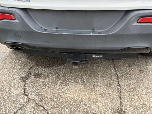 Used 2015 Jeep Cherokee Latitude FWD image 14