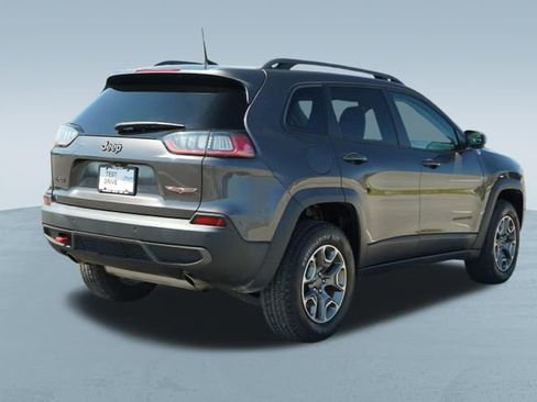 Used 2021 Jeep Cherokee Trailhawk image 9