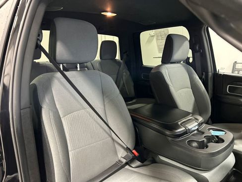 Used 2024 RAM 2500 Big Horn w/ Bed Utility Group image 36