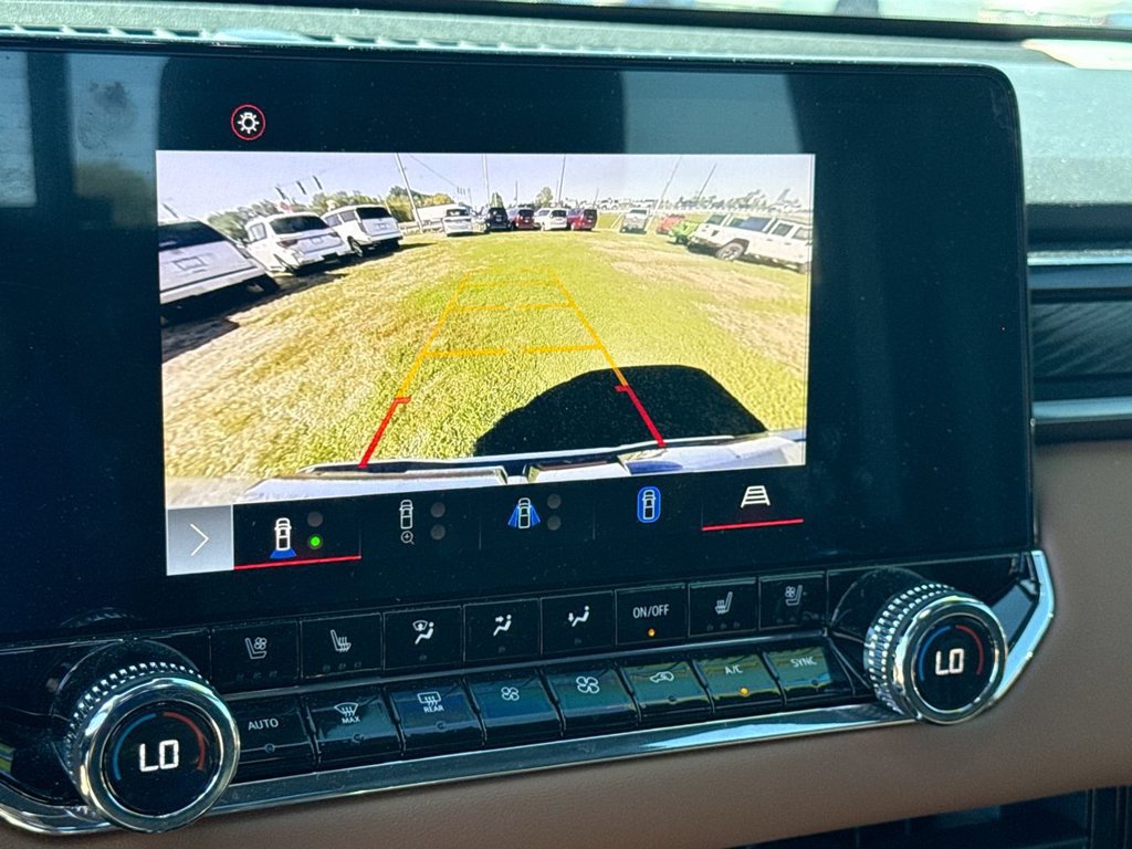 Used 2023 GMC Canyon AT4 w/ AT4 Premium Package AWD/4WD image 28