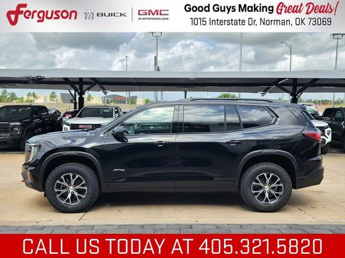 New 2026 GMC Acadia AT4 w/ Luxury Package AWD/4WD image 7