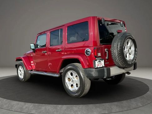 Used 2013 Jeep Wrangler Unlimited Sahara w/ Mopar Chrome Edition Group image 7