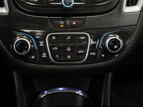 Used 2024 Chevrolet Malibu LT image 33