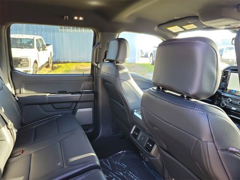 New 2026 Ford F150 Lariat w/ Equipment Group 501A Mid image 28