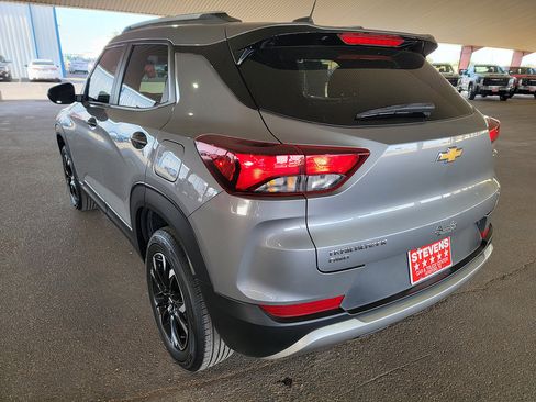 Used 2023 Chevrolet TrailBlazer LT AWD/4WD image 10