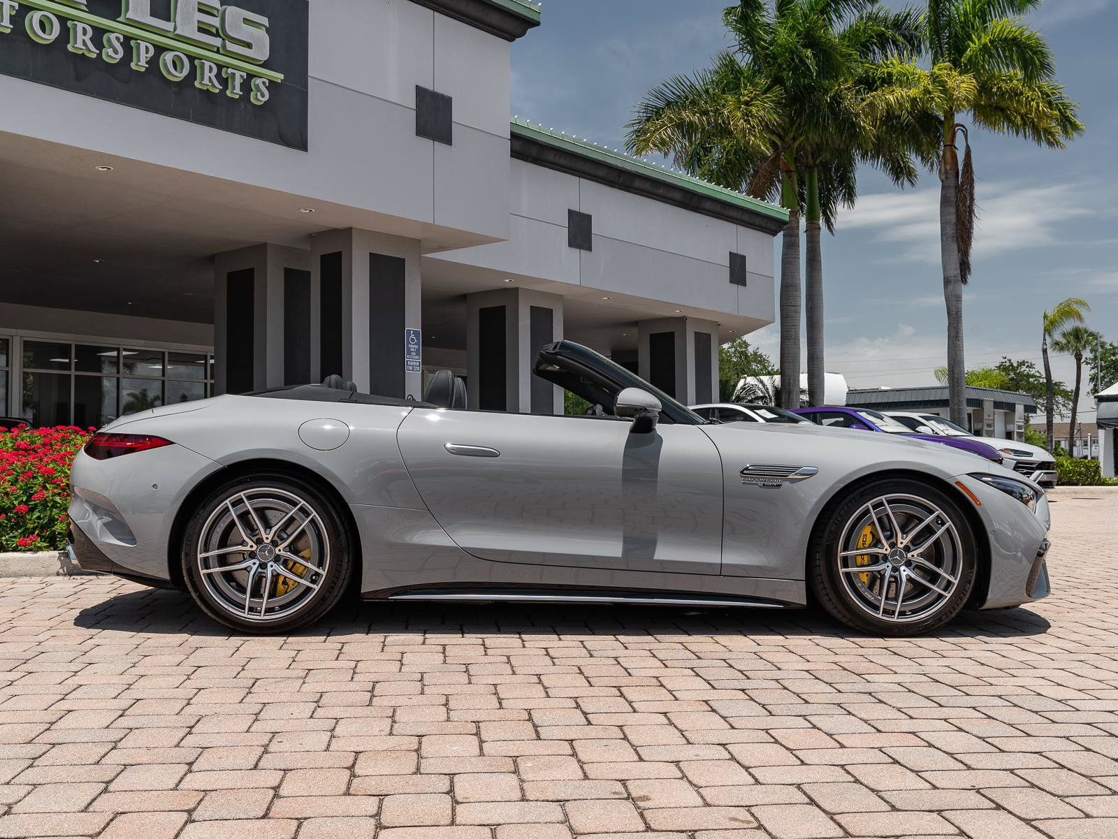 Used 2024 Mercedes-Benz SL 55 AMG 4MATIC image 41