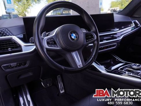 Used 2023 BMW X7 xDrive40i w/ M Sport Package AWD/4WD image 5