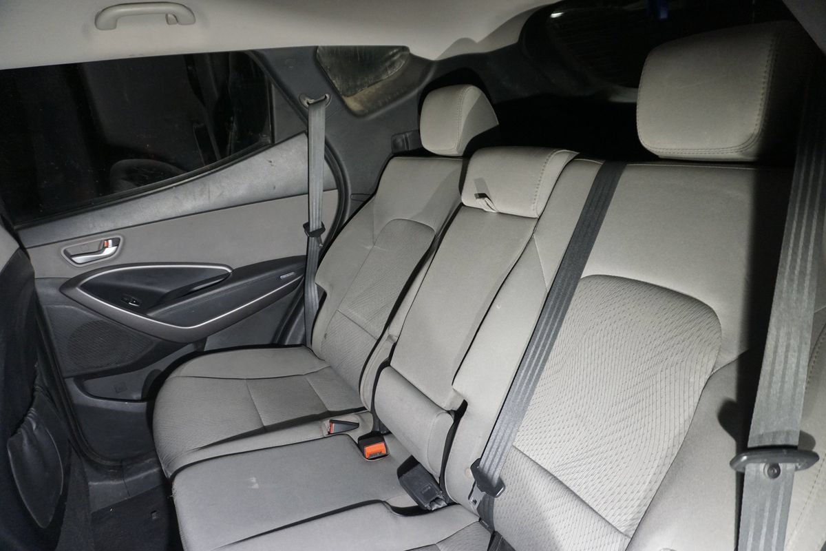 Used 2016 Hyundai Santa Fe Sport w/ Option Group 02 AWD/4WD image 18