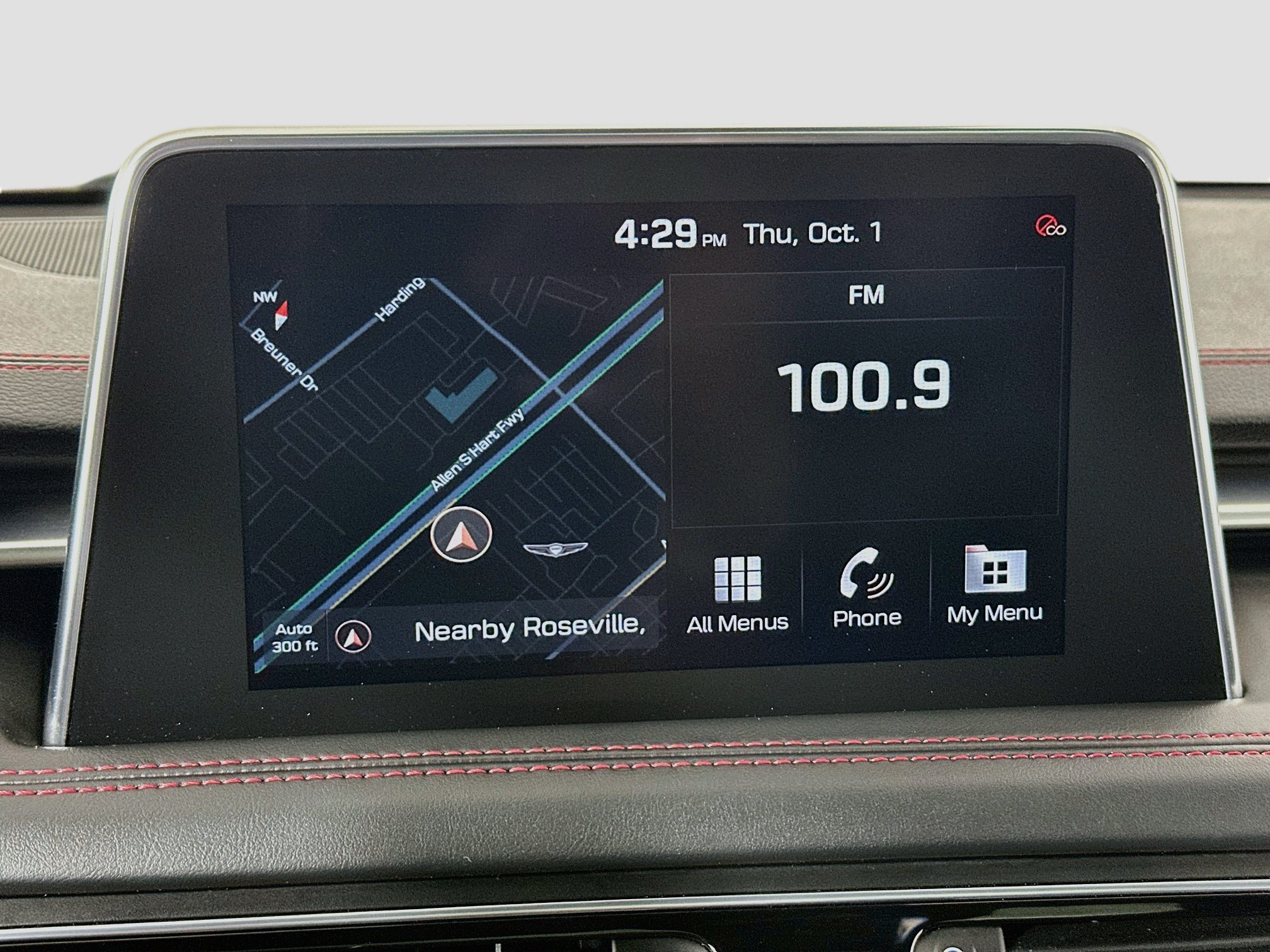 Used 2019 Genesis G70 3.3T Dynamic RWD image 21