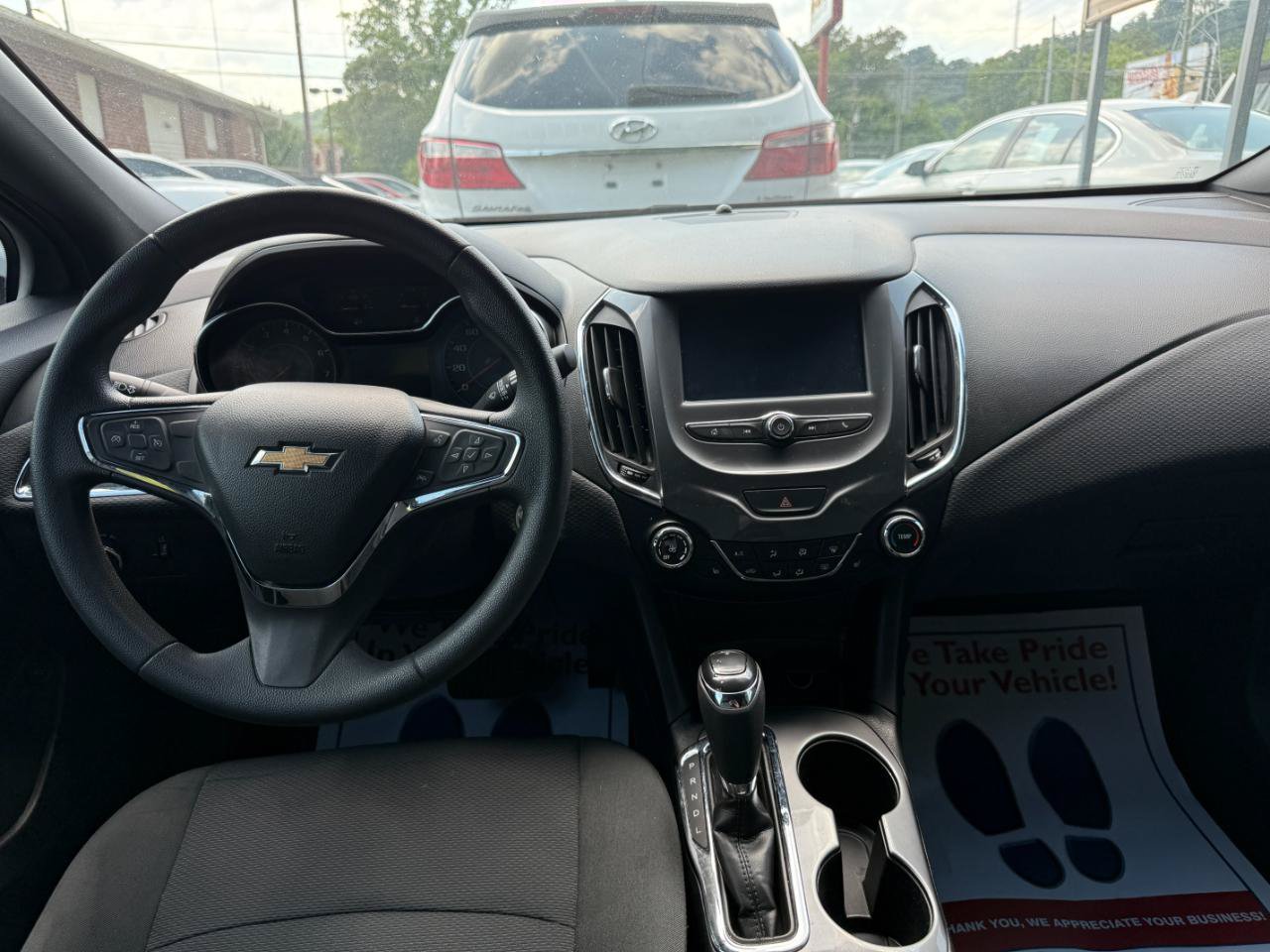 Used 2018 Chevrolet Cruze LT w/ Convenience Package FWD image 33