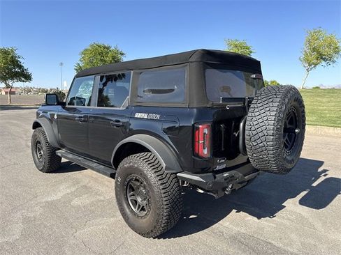 New 2024 Ford Bronco Outer Banks w/ Sasquatch Package image 7