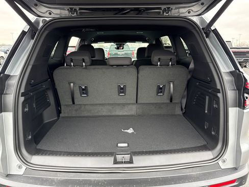 New 2026 GMC Acadia Elevation image 36