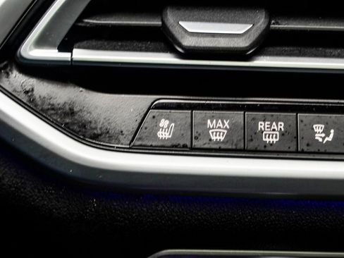 Used 2022 BMW X5 M50i w/ Premium Package image 25