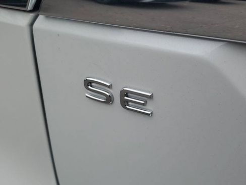 New 2026 Volkswagen Atlas SE FWD image 6