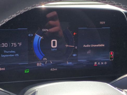 New 2026 Chevrolet Equinox EV LT image 12