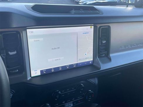 Used 2022 Ford Bronco Outer Banks image 24