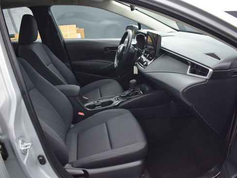 Used 2024 Toyota Corolla LE FWD image 10