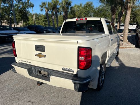 Used 2014 Chevrolet Silverado 1500 High Country RWD image 7