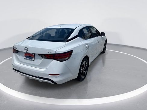Used 2024 Nissan Sentra SV FWD image 6