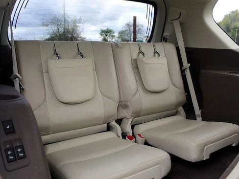 Used 2011 Lexus GX 460 w/ Convenience Pkg AWD/4WD image 21