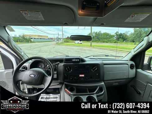 Used 2012 Ford E-350 and Econoline 350 Super Duty RWD image 16