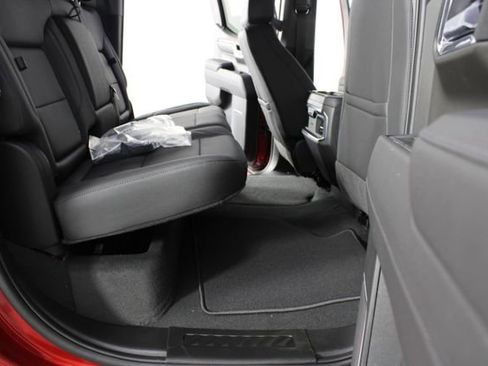 New 2026 GMC Sierra 1500 SLT image 22