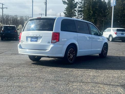 Used 2019 Dodge Grand Caravan GT FWD image 8