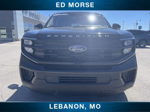 Certified 2025 Ford Expedition Active AWD/4WD image 30