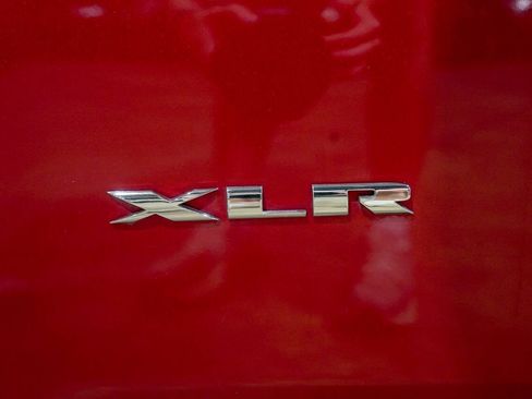 Used 2005 Cadillac XLR RWD image 36