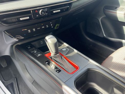 Certified 2025 Nissan Kicks SR AWD/4WD image 26