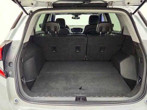 Used 2020 GMC Terrain SLT FWD image 21