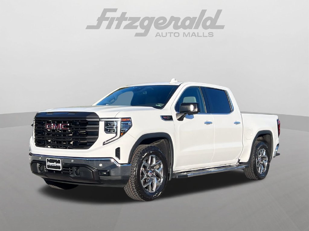 Used 2023 GMC Sierra 1500 SLT w/ SLT Premium Plus Package AWD/4WD image 2