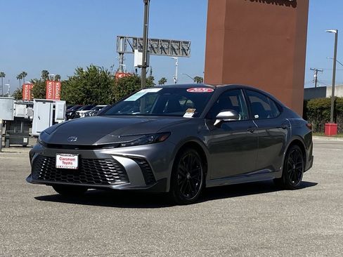 Certified 2026 Toyota Camry SE image 39