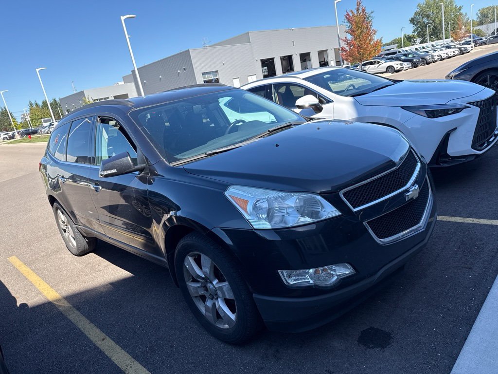 Used 2011 Chevrolet Traverse LT AWD/4WD image 3
